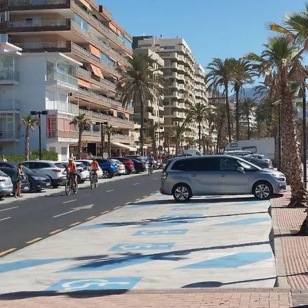 Lindo Junto Al Mar Ronda Iv, Rocio アパート